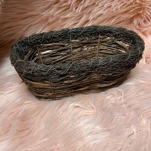 Farmhouse style small decorative basket